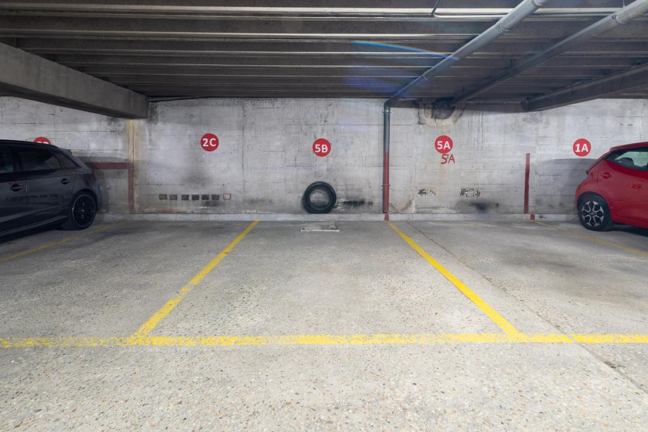 Moderno Apartamento Con Parking Leilighet Vigo Eksteriør bilde