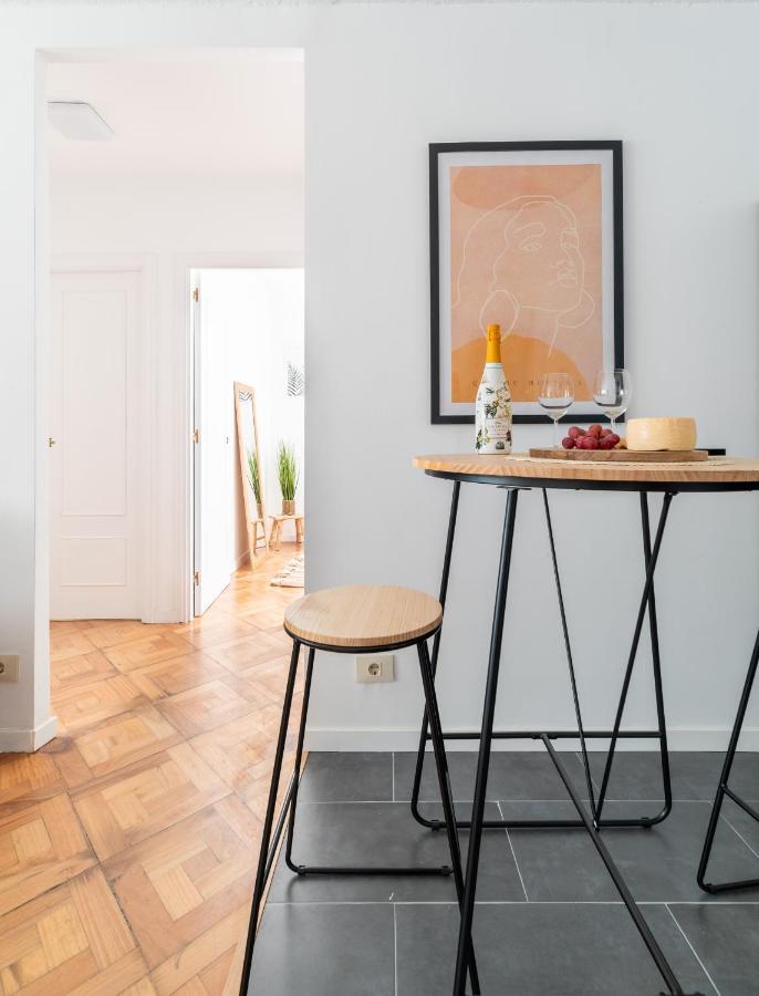 Moderno Apartamento Con Parking Leilighet Vigo Eksteriør bilde